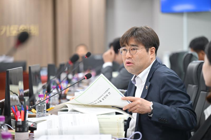 제384회 임시회 제1차 경기도청예산결산특별위원회_10