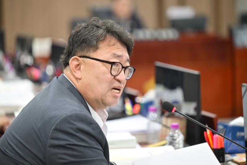 제384회 임시회 제1차 경기도청예산결산특별위원회_10