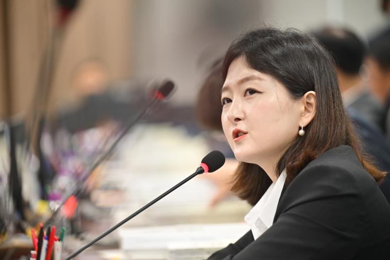 제384회 임시회 제1차 경기도청예산결산특별위원회_9