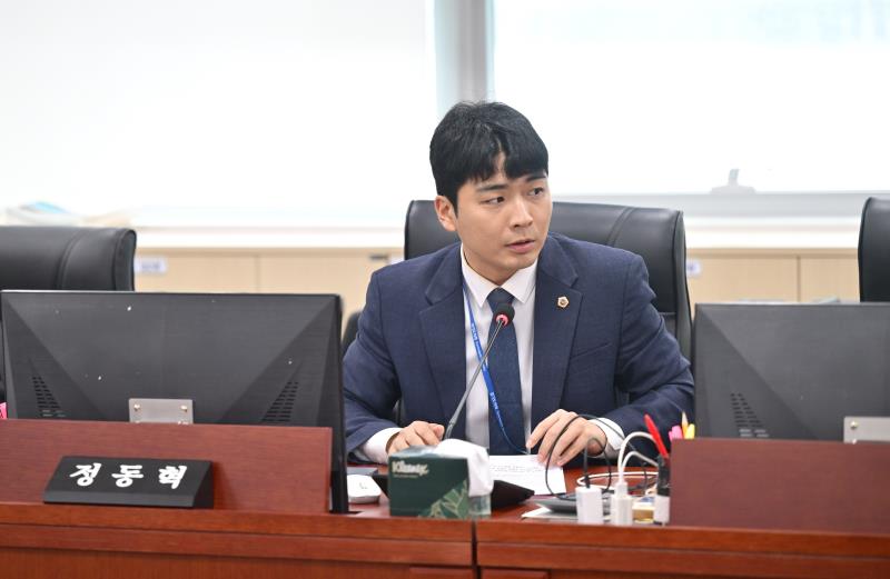 제384회 임시회 제1차 경기도청예산결산특별위원회_5