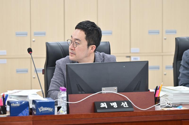 제384회 임시회 제1차 경기도청예산결산특별위원회_2