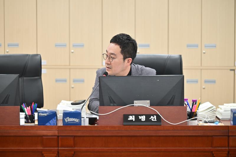 제384회 임시회 제1차 경기도청예산결산특별위원회_6