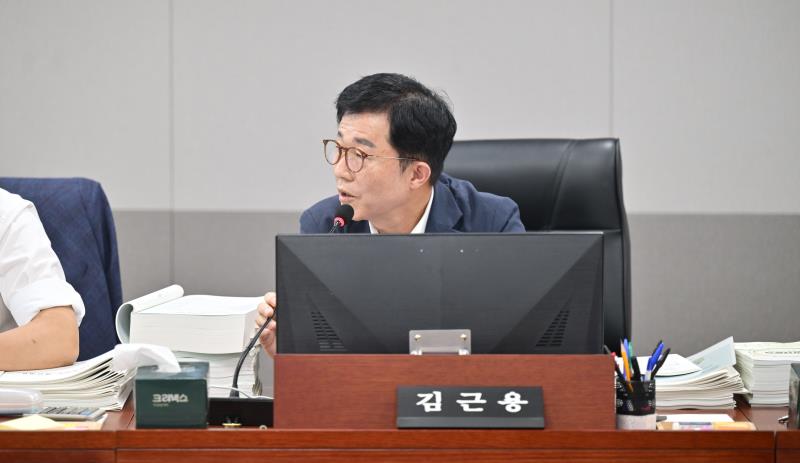 제384회 임시회 제1차 경기도청예산결산특별위원회_6