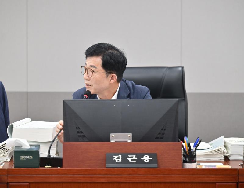제384회 임시회 제1차 경기도청예산결산특별위원회_7