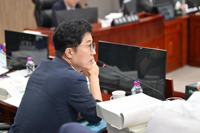 제384회 임시회 제1차 경기도청예산결산특별위원회_10