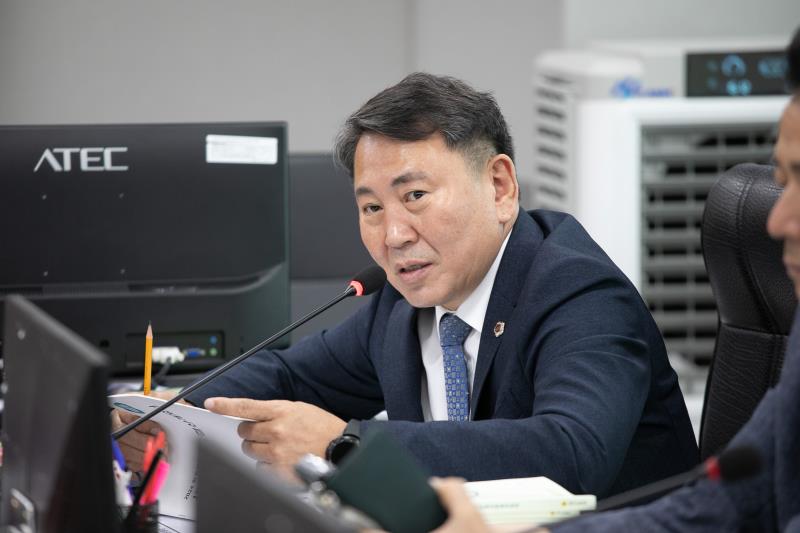 제384회 임시회 제2차 경기도청예산결산특별위윈회 _7