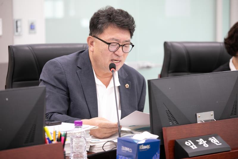 제384회 임시회 제2차 경기도청예산결산특별위윈회 _3