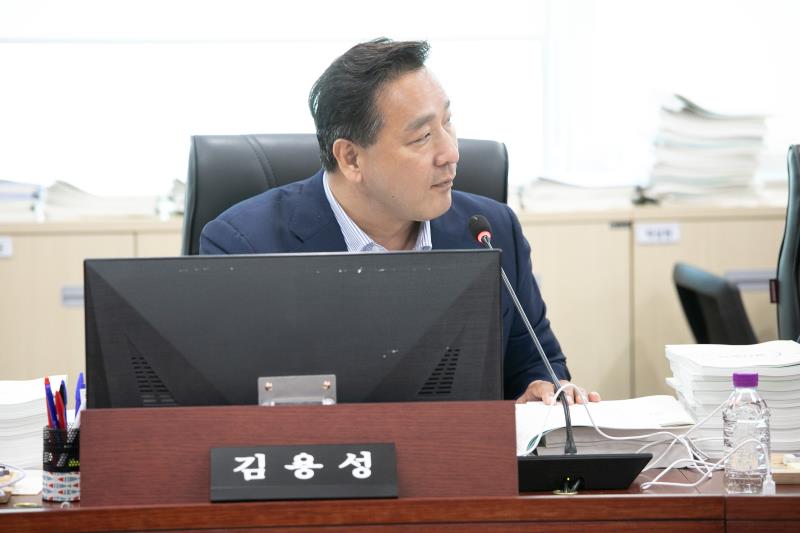 제384회 임시회 제2차 경기도청예산결산특별위윈회 _3