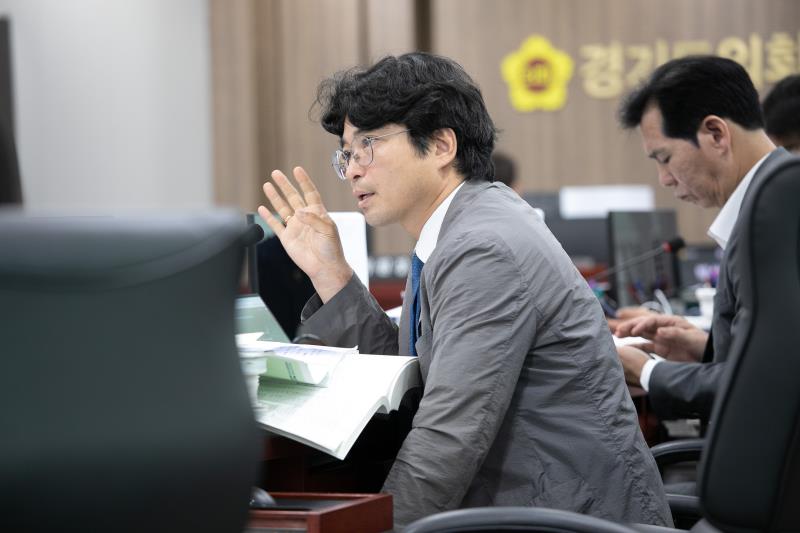 제384회 임시회 제2차 경기도청예산결산특별위윈회 _9