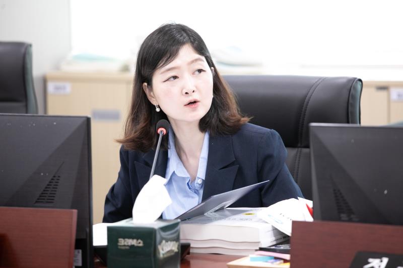 제384회 임시회 제2차 경기도청예산결산특별위윈회 _8