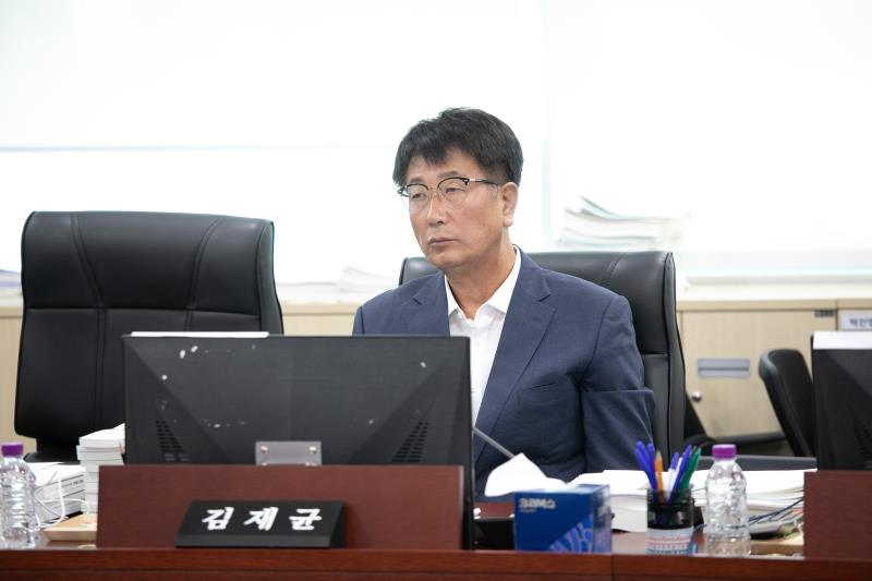 제384회 임시회 제2차 경기도청예산결산특별위윈회 _5
