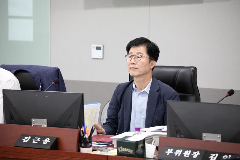 제384회 임시회 제2차 경기도청예산결산특별위윈회 _3