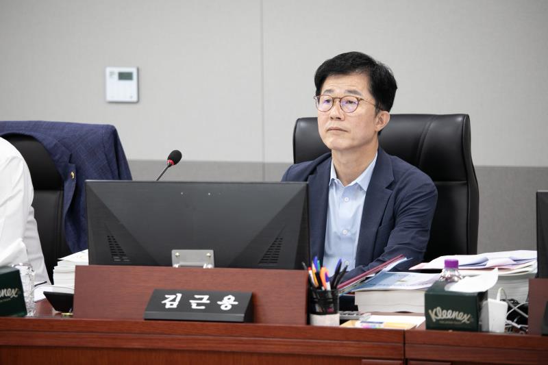 제384회 임시회 제2차 경기도청예산결산특별위윈회 _4