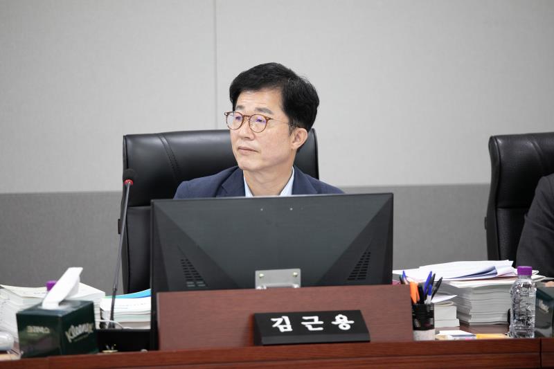 제384회 임시회 제2차 경기도청예산결산특별위윈회 _6