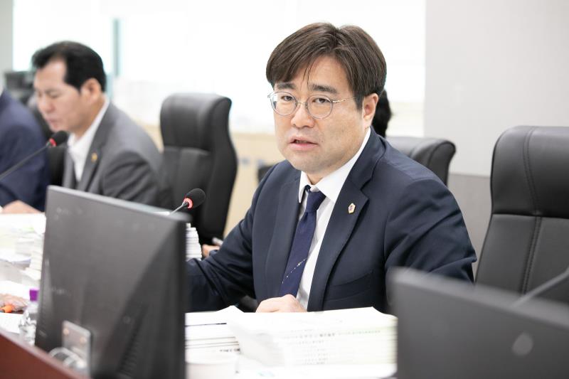 제384회 임시회 제2차 경기도청예산결산특별위윈회 _2