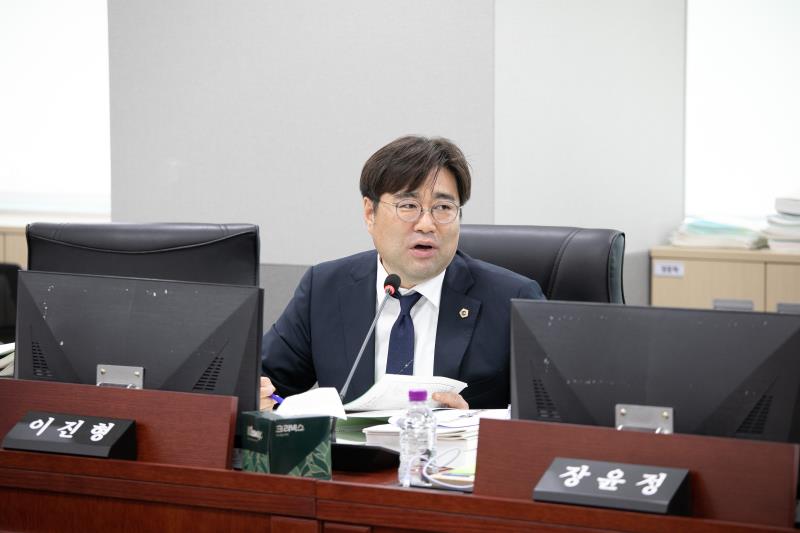 제384회 임시회 제2차 경기도청예산결산특별위윈회 _4