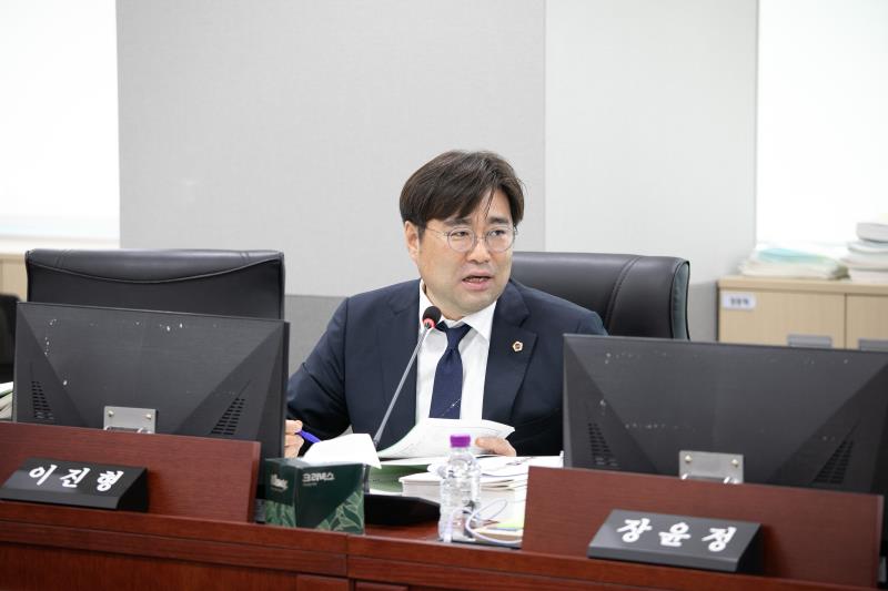 제384회 임시회 제2차 경기도청예산결산특별위윈회 _5