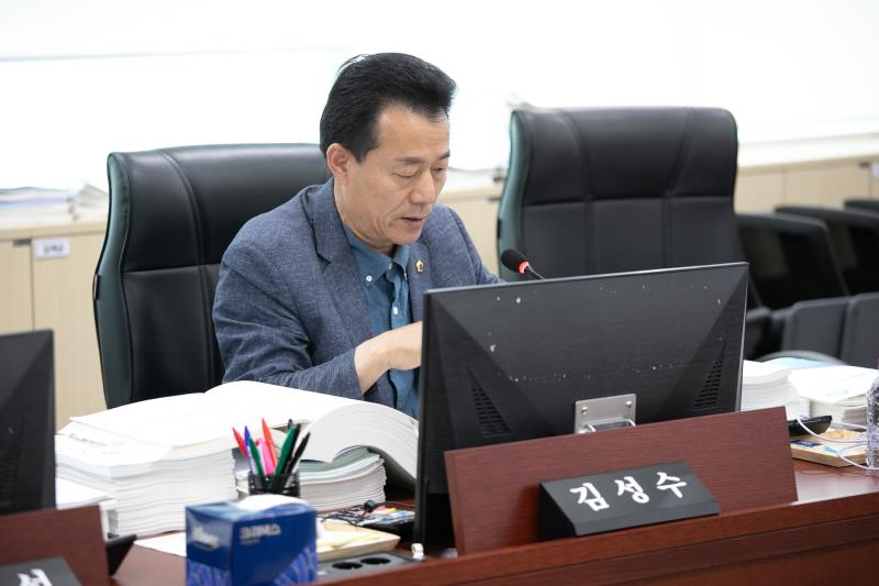 제384회 임시회 제2차 경기도청예산결산특별위윈회 _6