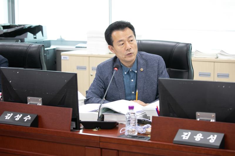 제384회 임시회 제2차 경기도청예산결산특별위윈회 _8