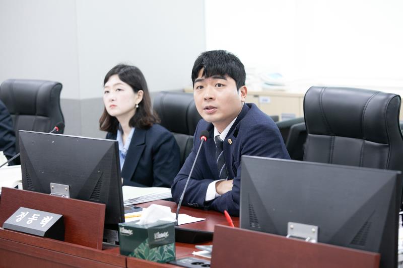 제384회 임시회 제2차 경기도청예산결산특별위윈회 _6