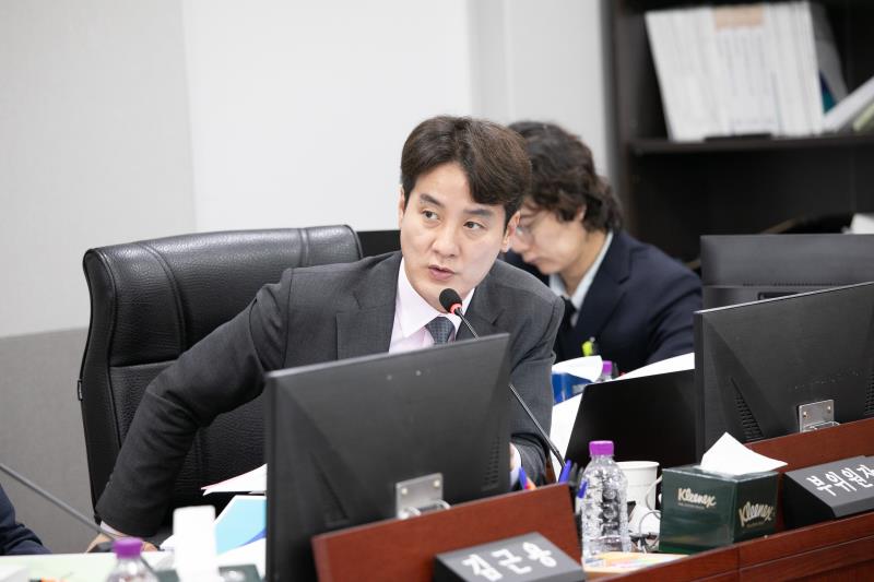 제384회 임시회 제2차 경기도청예산결산특별위윈회 _2