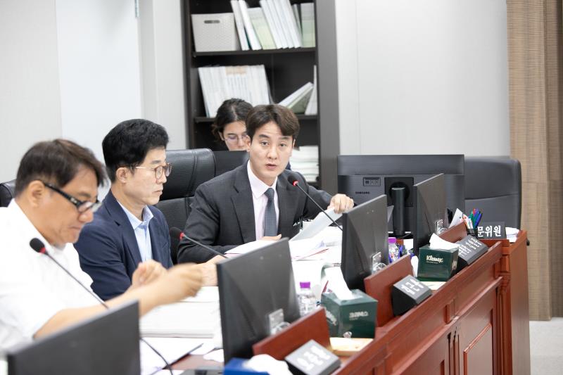 제384회 임시회 제2차 경기도청예산결산특별위윈회 _4