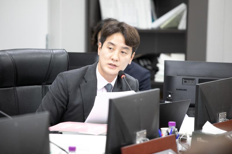 제384회 임시회 제2차 경기도청예산결산특별위윈회 _9