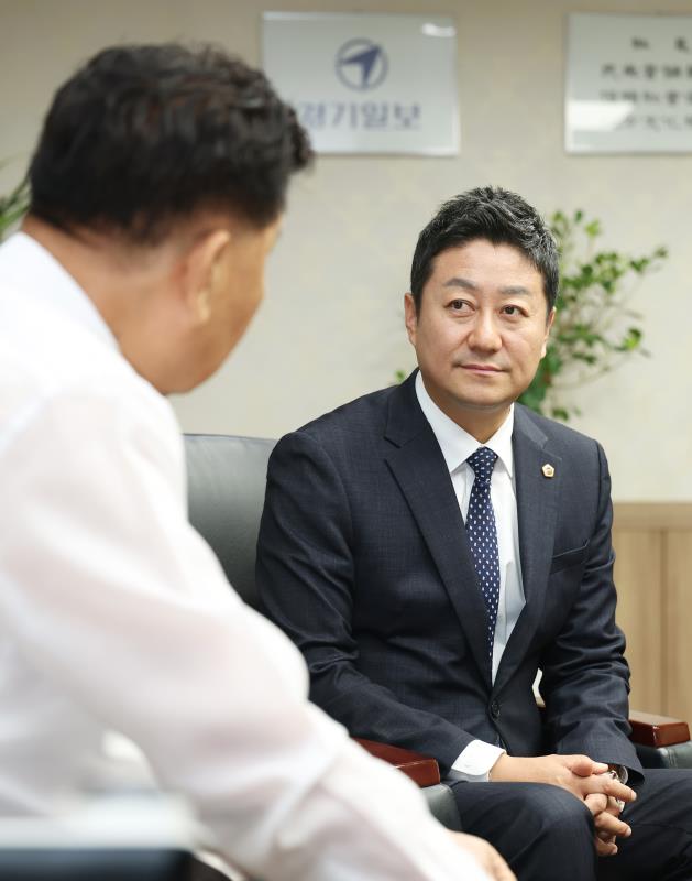 김진경 의장 경기일보 방문_4