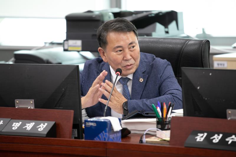 제384회 임시회 제3차 경기도청예산결산특별위윈회_7