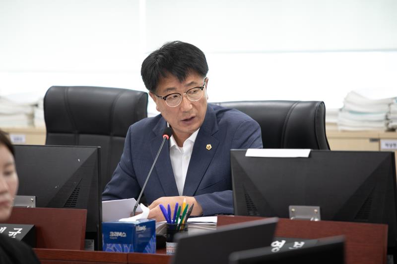 제384회 임시회 제3차 경기도청예산결산특별위윈회_3