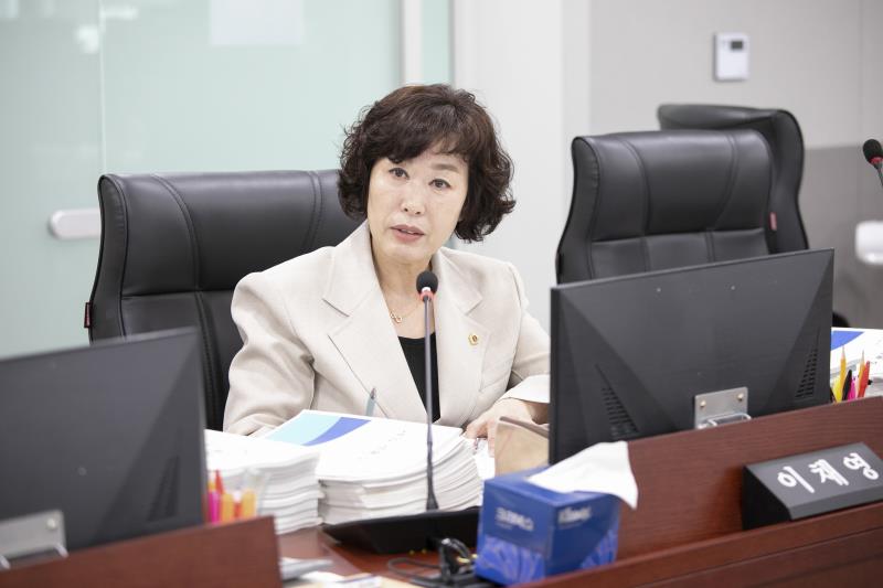 제384회 임시회 제3차 경기도청예산결산특별위윈회_4