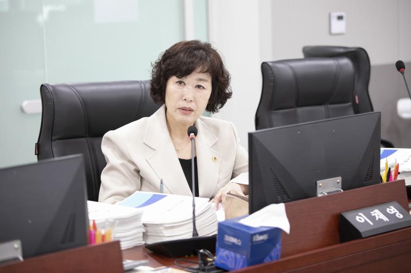 제384회 임시회 제3차 경기도청예산결산특별위윈회_5