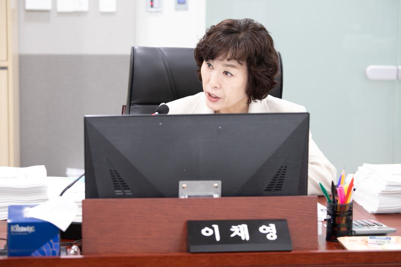 제384회 임시회 제3차 경기도청예산결산특별위윈회_6