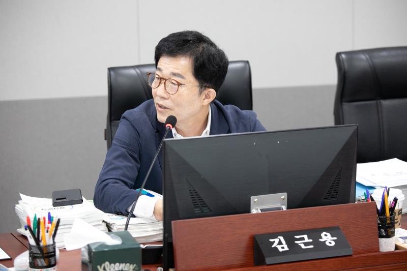 제384회 임시회 제3차 경기도청예산결산특별위윈회_5