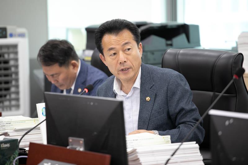 제384회 임시회 제3차 경기도청예산결산특별위윈회_2