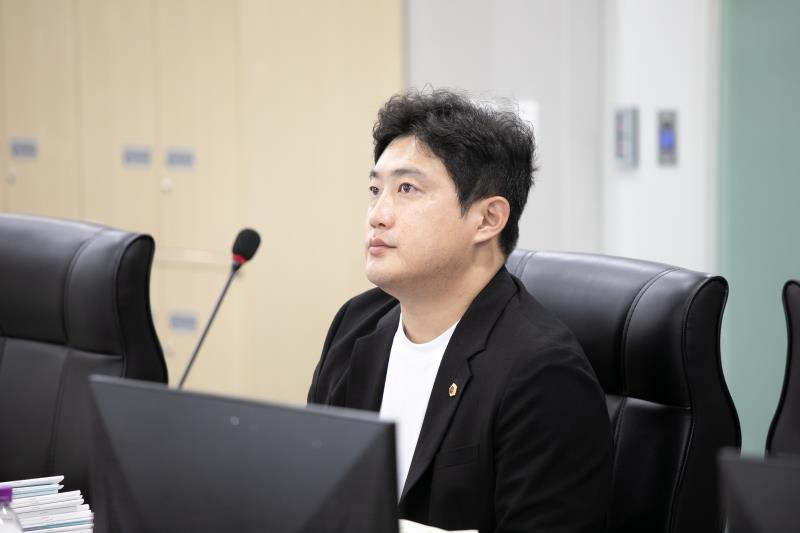 제384회 임시회 제3차 경기도청예산결산특별위윈회_3