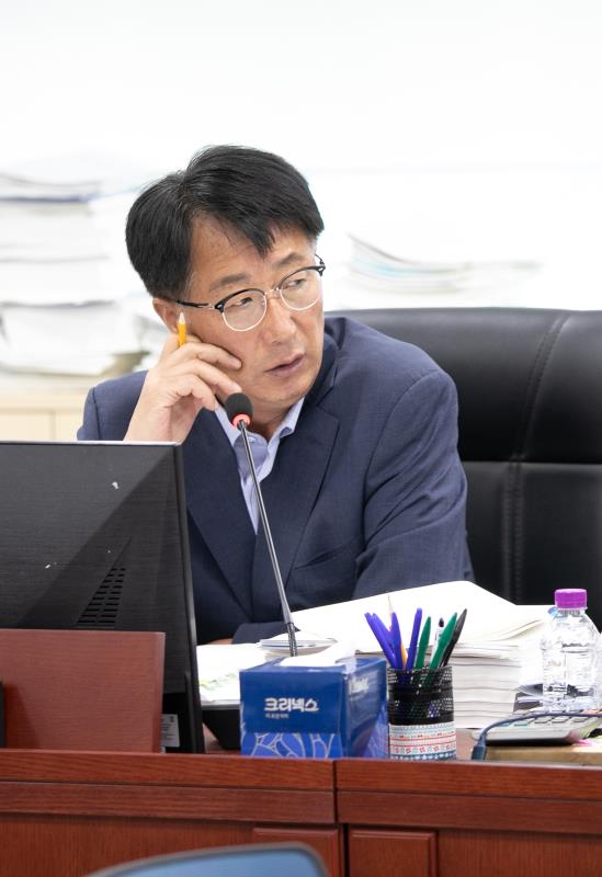 제384회 임시회 제4차 경기도청예산결산특별위윈회_5