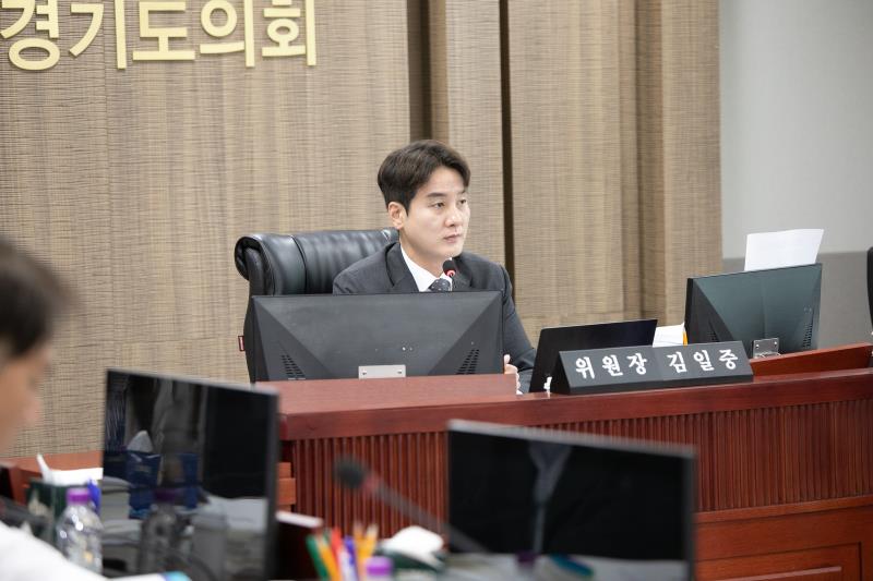 제384회 임시회 제4차 경기도청예산결산특별위윈회_3