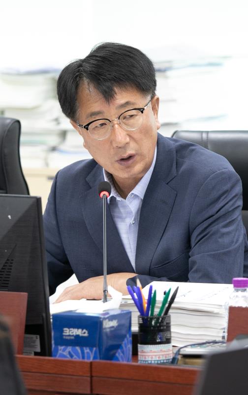 제384회 임시회 제4차 경기도청예산결산특별위윈회_5