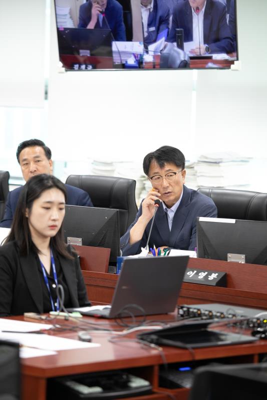 제384회 임시회 제4차 경기도청예산결산특별위윈회_9