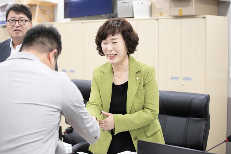 제384회 임시회 제4차 경기도청예산결산특별위윈회_3