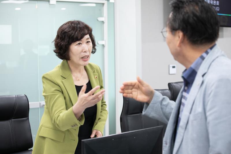 제384회 임시회 제4차 경기도청예산결산특별위윈회_10