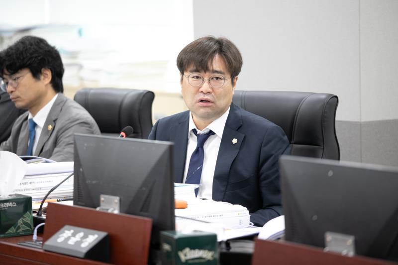 제384회 임시회 제4차 경기도청예산결산특별위윈회_2