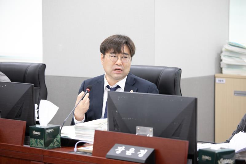 제384회 임시회 제4차 경기도청예산결산특별위윈회_6
