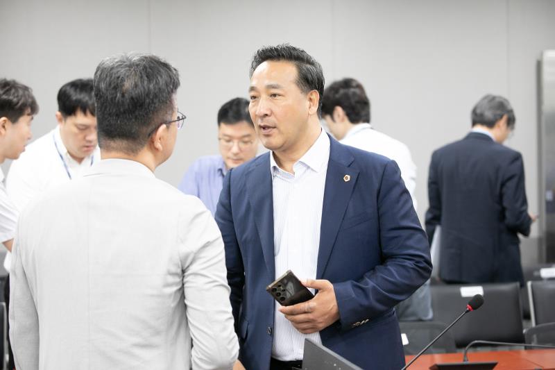 제384회 임시회 제4차 경기도청예산결산특별위윈회_3