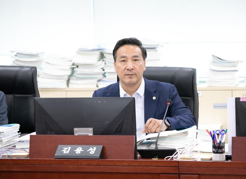 제384회 임시회 제4차 경기도청예산결산특별위윈회_6