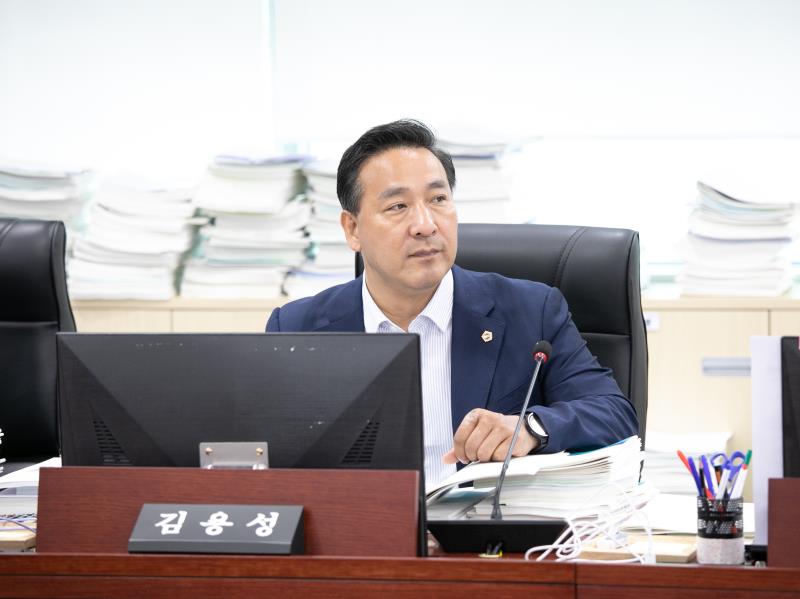 제384회 임시회 제4차 경기도청예산결산특별위윈회_7
