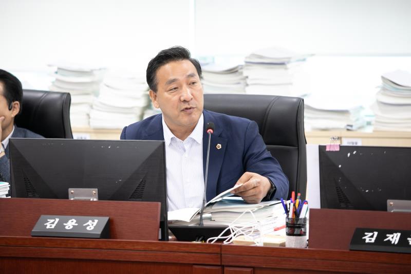 제384회 임시회 제4차 경기도청예산결산특별위윈회_9