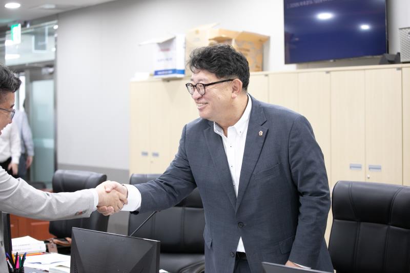 제384회 임시회 제4차 경기도청예산결산특별위윈회_3