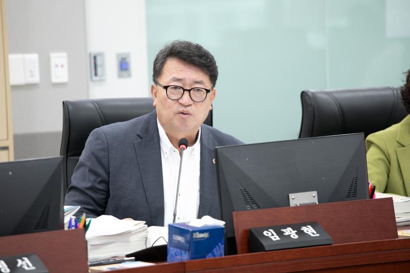 제384회 임시회 제4차 경기도청예산결산특별위윈회_6